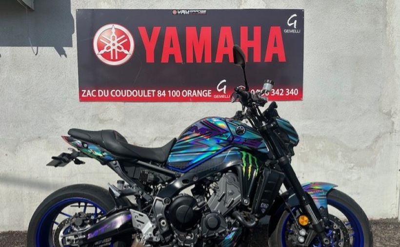YAMAHA MT-09 0