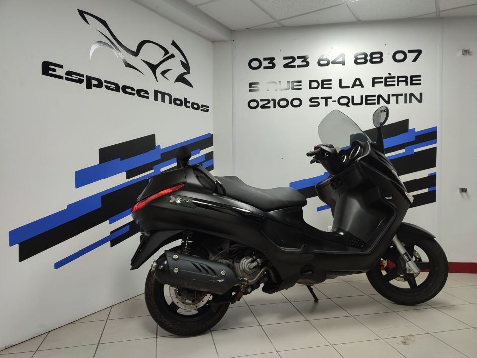 PIAGGIO 125 X-EVO 24