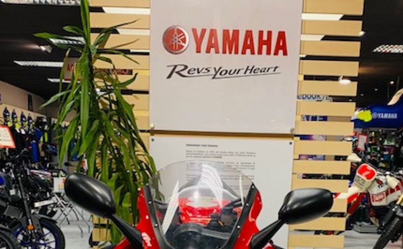 YAMAHA YZF-R7  19100Km  ETAT EXCEPTIONNEL ! 2
