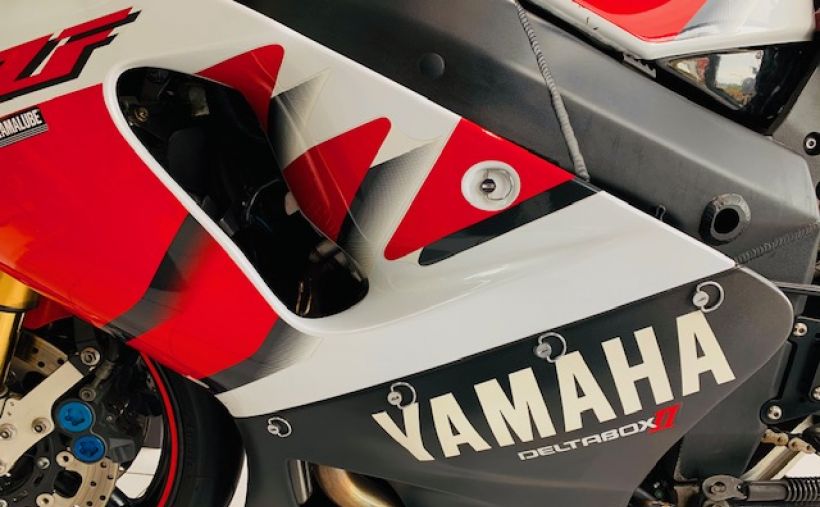 YAMAHA YZF-R7  19100Km  ETAT EXCEPTIONNEL ! 23