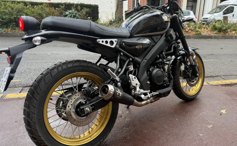 YAMAHA XSR 125 Legacy 3