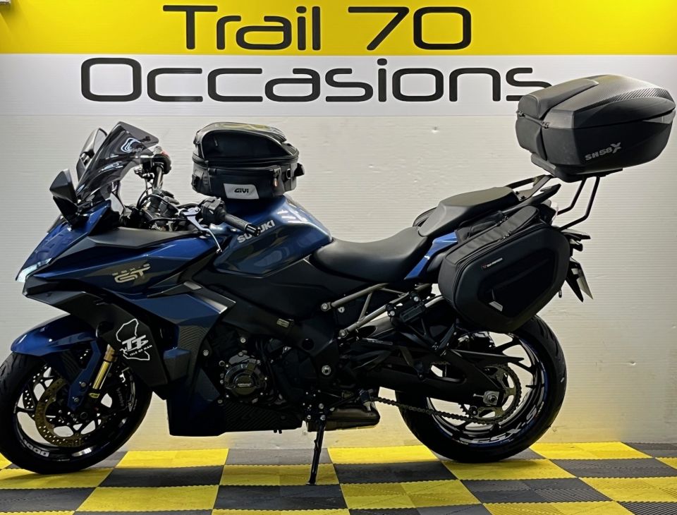 SUZUKI GSX-S 1000 GT 12