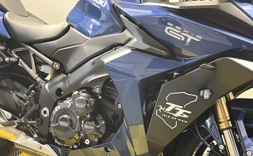 SUZUKI GSX-S 1000 GT 6