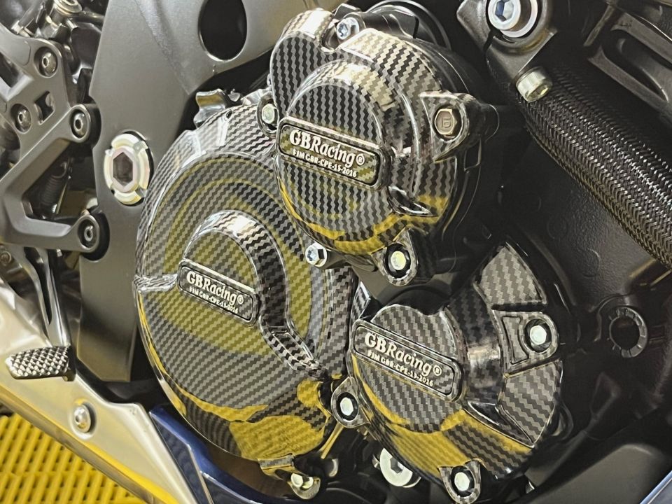 SUZUKI GSX-S 1000 GT 54