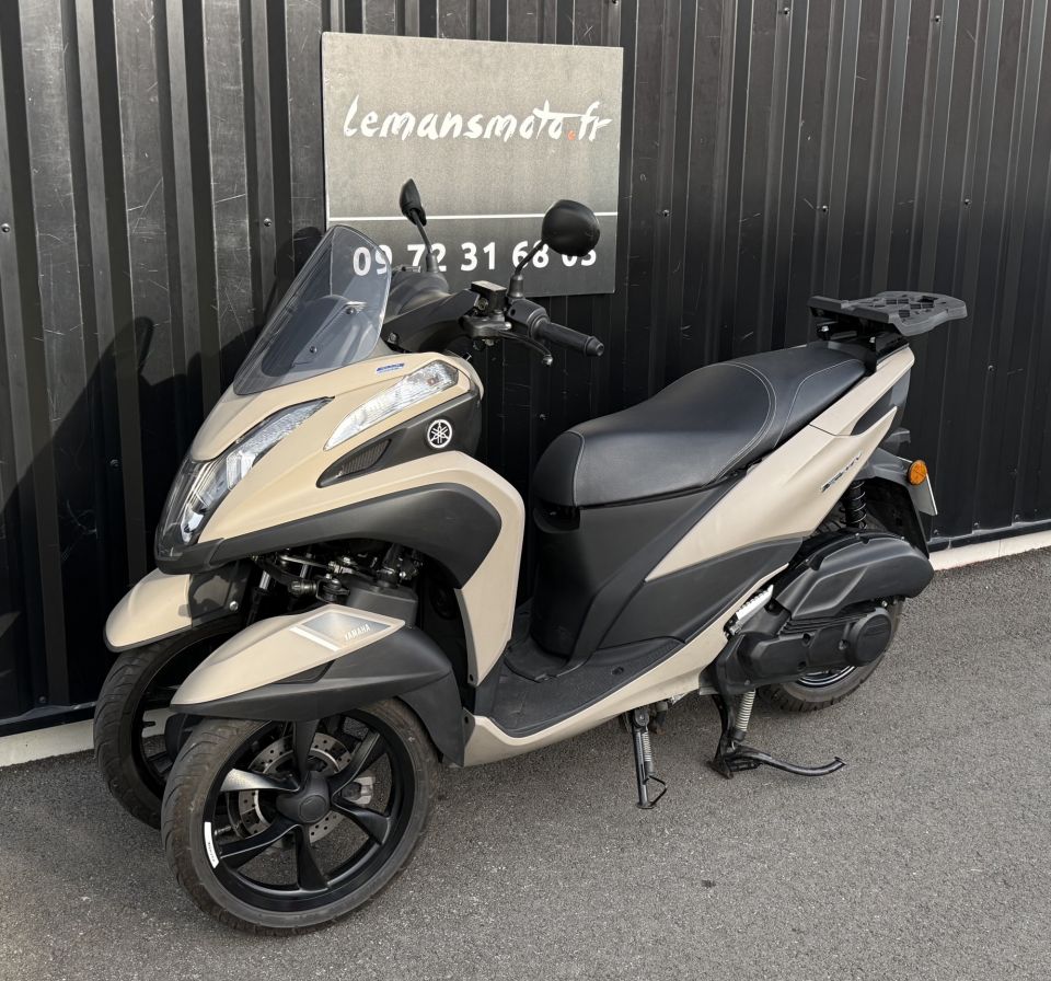YAMAHA TRICITY 125 10