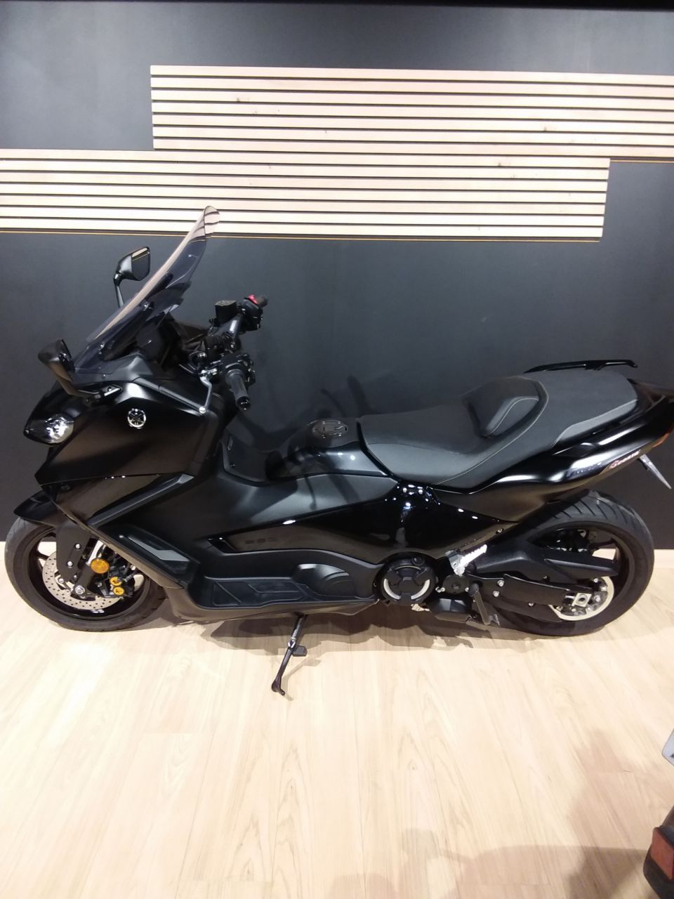 YAMAHA XP T-MAX 560 TECH MAX 2