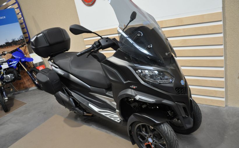 PIAGGIO MP3 530 HPE EXCLUSIVE 4