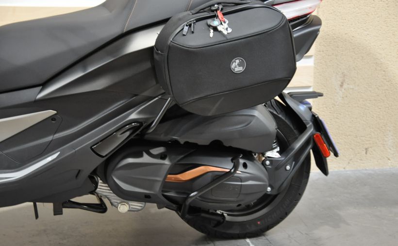 PIAGGIO MP3 530 HPE EXCLUSIVE 7