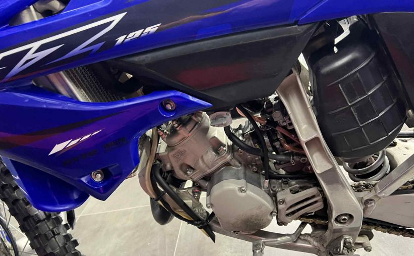 YAMAHA YZ 125 1