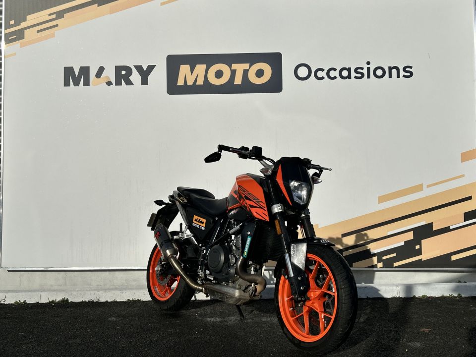 KTM 690 DUKE ABS 26