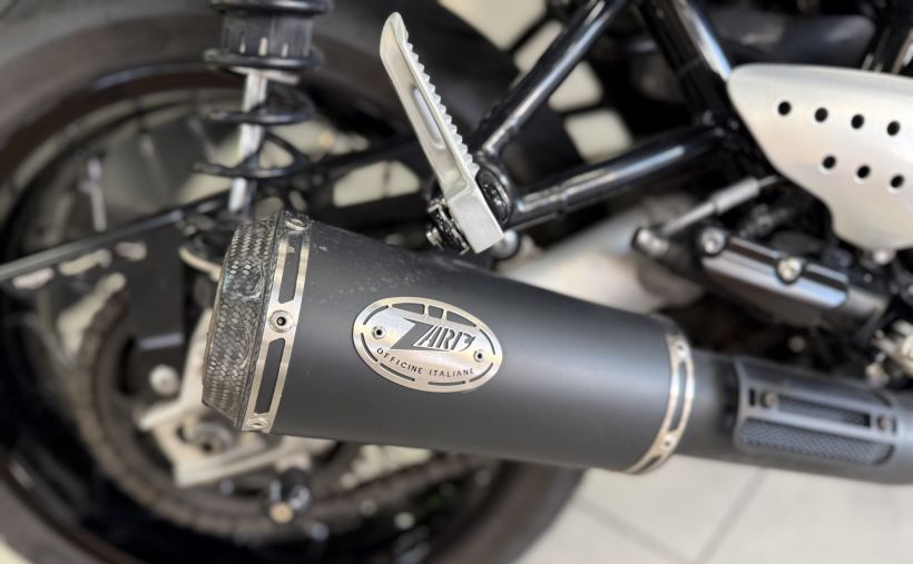 TRIUMPH THRUXTON 1200 R 1