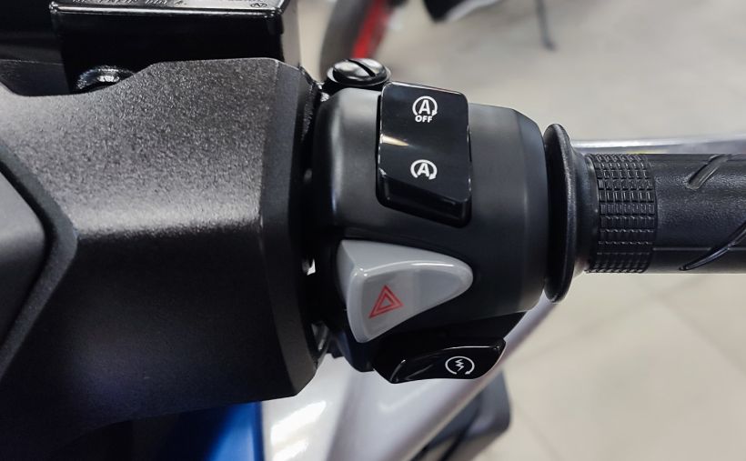 HONDA NSS FORZA 125 63