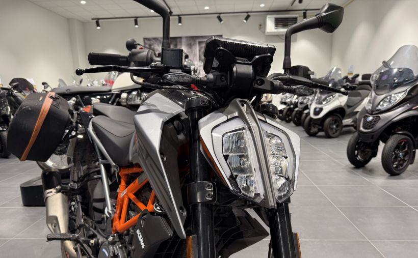 KTM 125 DUKE 4