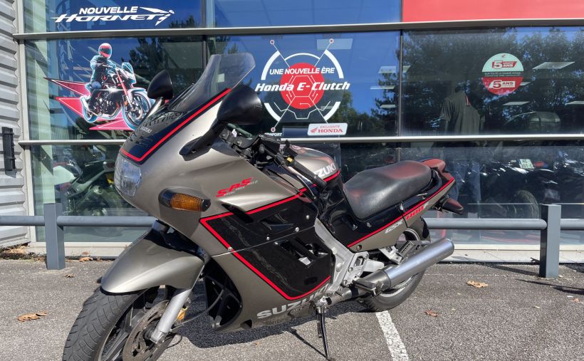 SUZUKI GSX 1100 8
