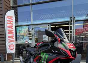 YAMAHA R7 - 2024
