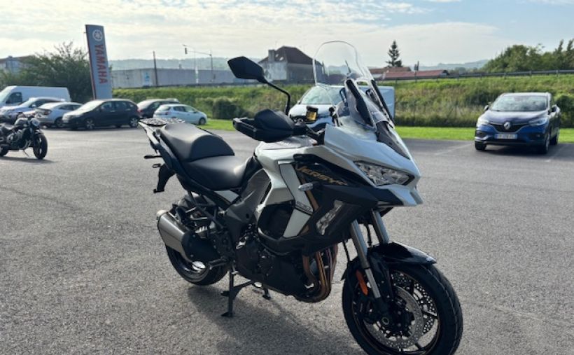 KAWASAKI VERSYS 3