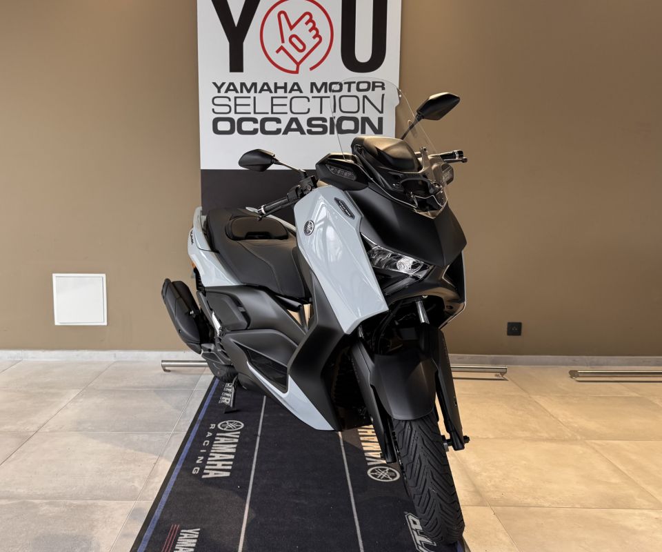 YAMAHA XMAX 125 TECH MAX 2