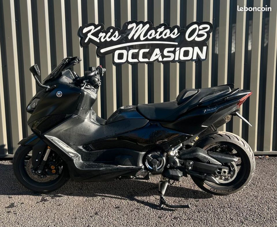 YAMAHA XP T-MAX 560 TECH MAX 3