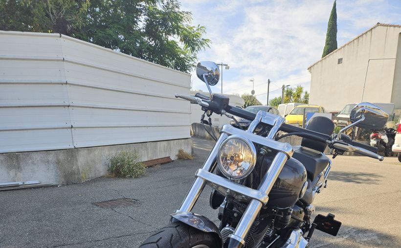 HARLEY-DAVIDSON SOFTAIL BREAKOUT 1690 4