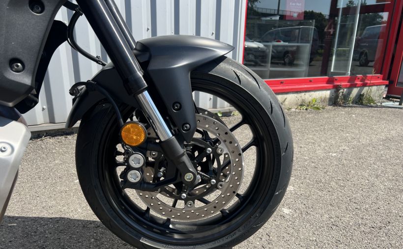 YAMAHA MT-07 7