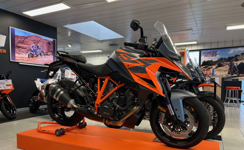KTM 1290 SUPER DUKE GT 0
