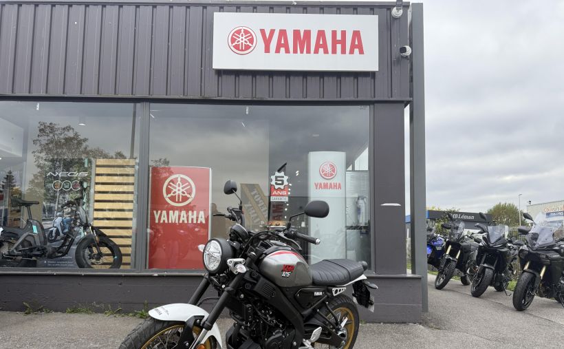 YAMAHA XSR 125 Legacy 1