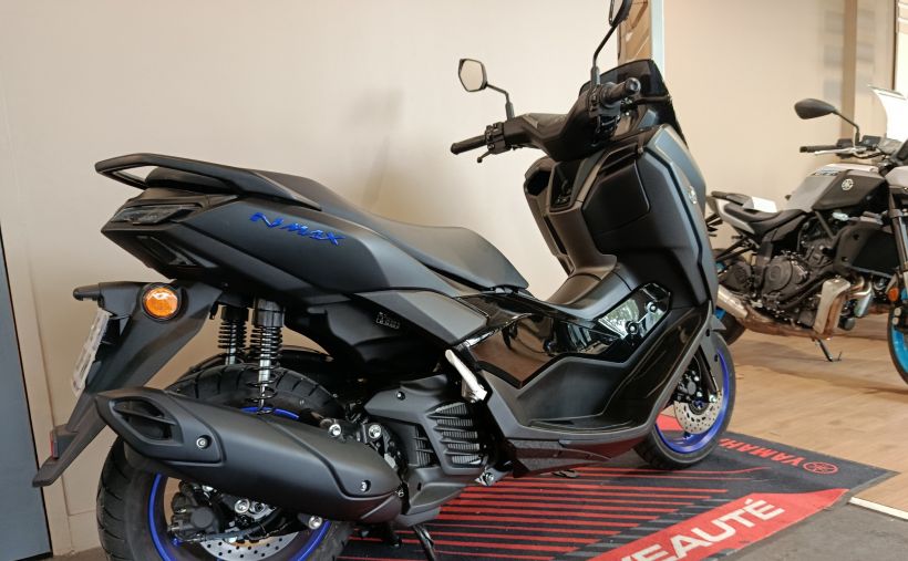 YAMAHA NMAX 125 2