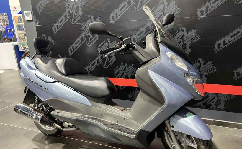 SUZUKI BURGMAN 125 4