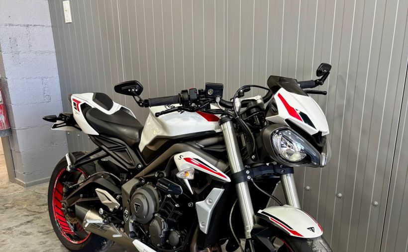 TRIUMPH STREET TRIPLE 660 S A2 3