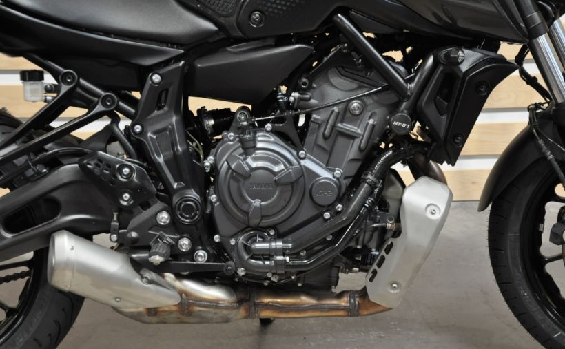 YAMAHA MT-07 (47.5CV) 1