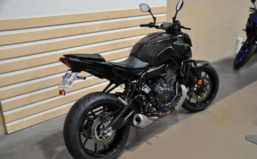 YAMAHA MT-07 (47.5CV) 4