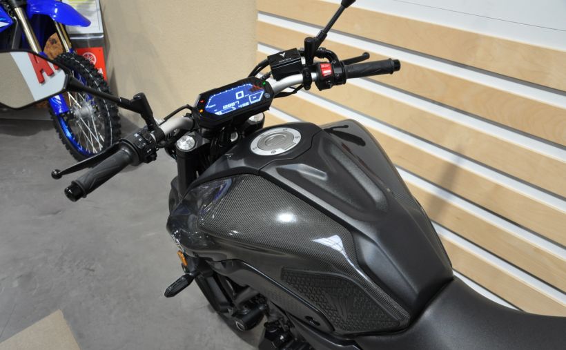 YAMAHA MT-07 (47.5CV) 17