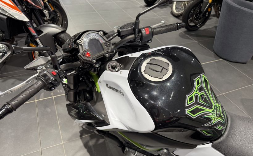 KAWASAKI Z 900 2