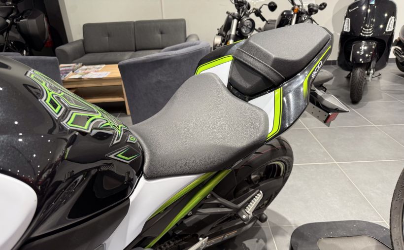 KAWASAKI Z 900 3