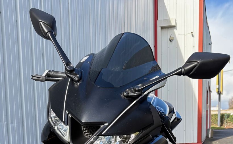YAMAHA YZF 125 R ABS 0