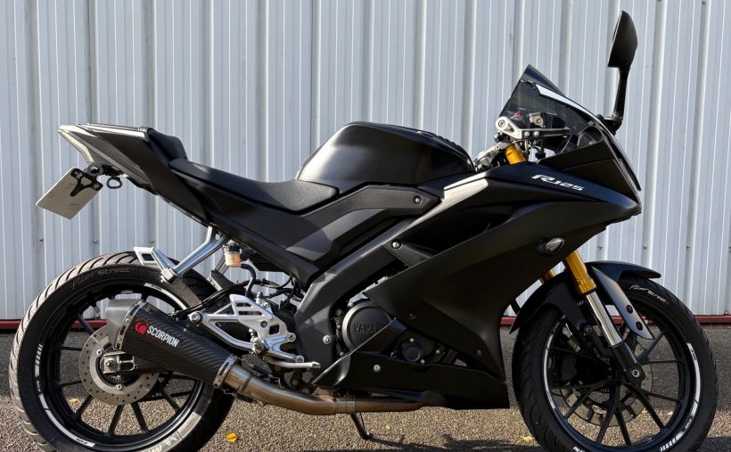 YAMAHA YZF 125 R ABS 14