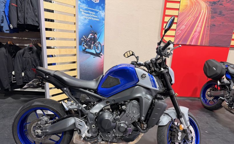 YAMAHA MT-09 1