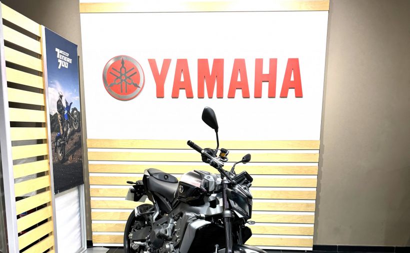 YAMAHA MT-09 0