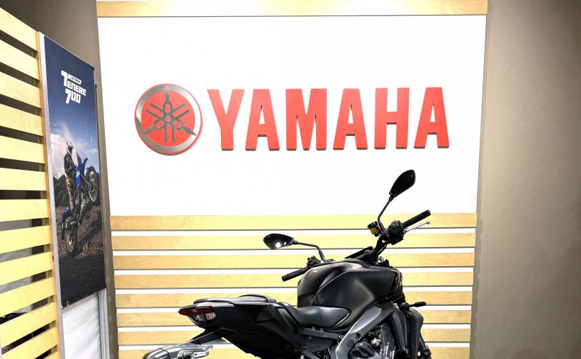 YAMAHA MT-09 2