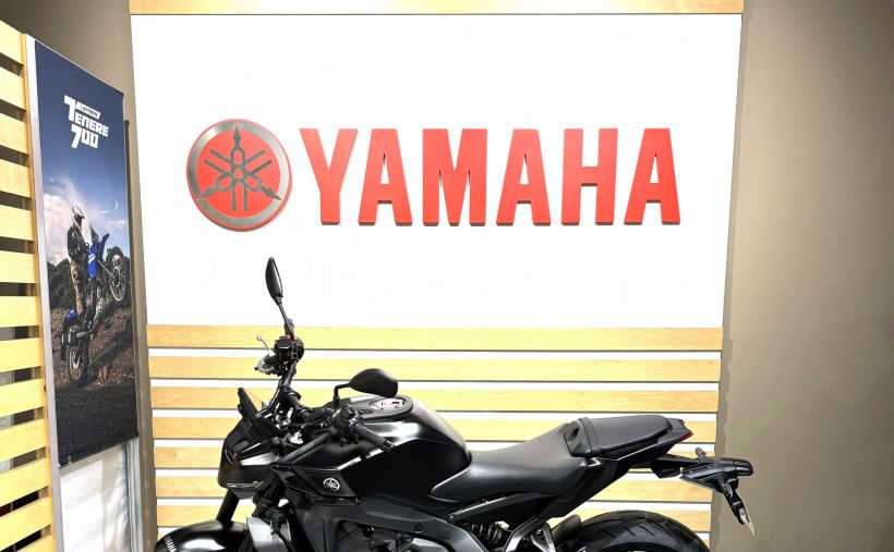 YAMAHA MT-09 5