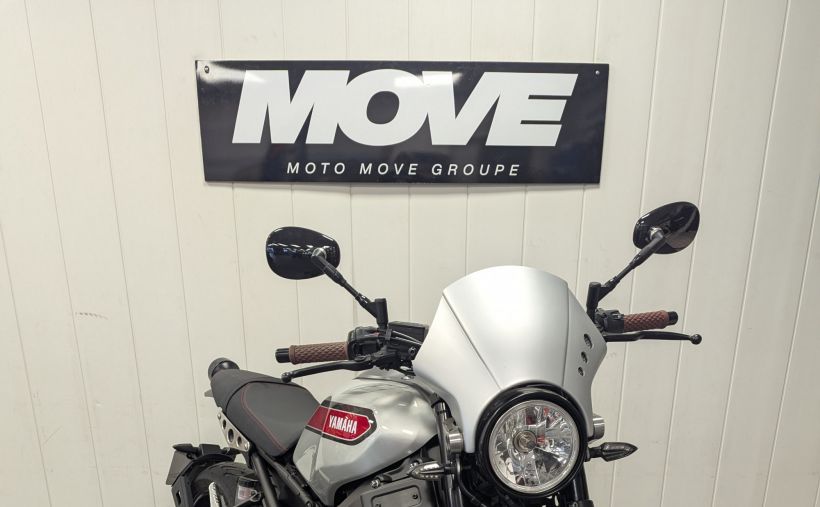 YAMAHA XSR 900 1