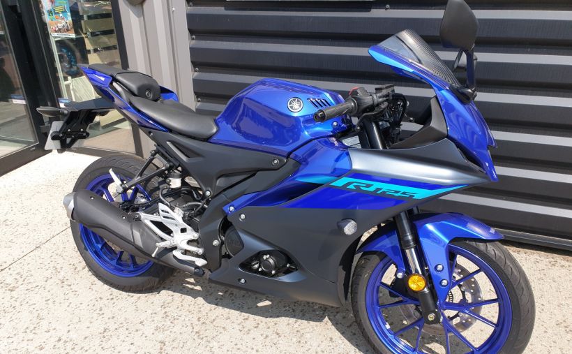 YAMAHA YZF-R125 1
