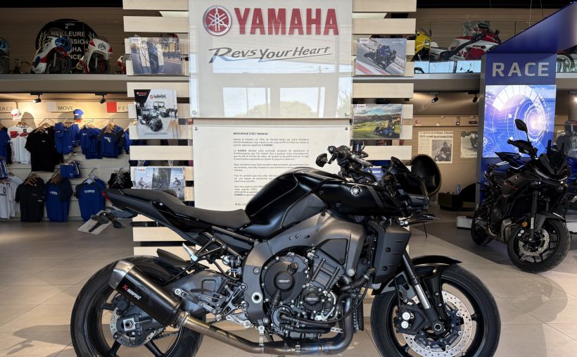 YAMAHA MT-10 TECH BLACK 2022 +DE 1200€ D'EQUIPEMENT GARANTIE 12 MOIS 0