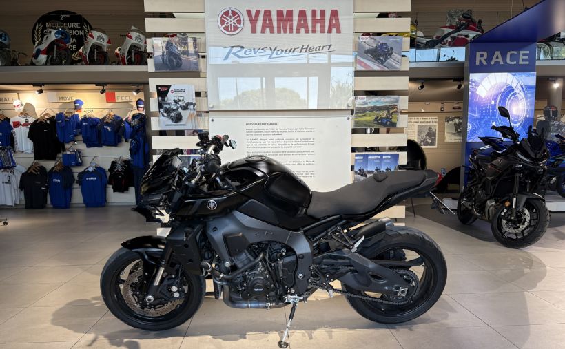 YAMAHA MT-10 TECH BLACK 2022 +DE 1200€ D'EQUIPEMENT GARANTIE 12 MOIS 4
