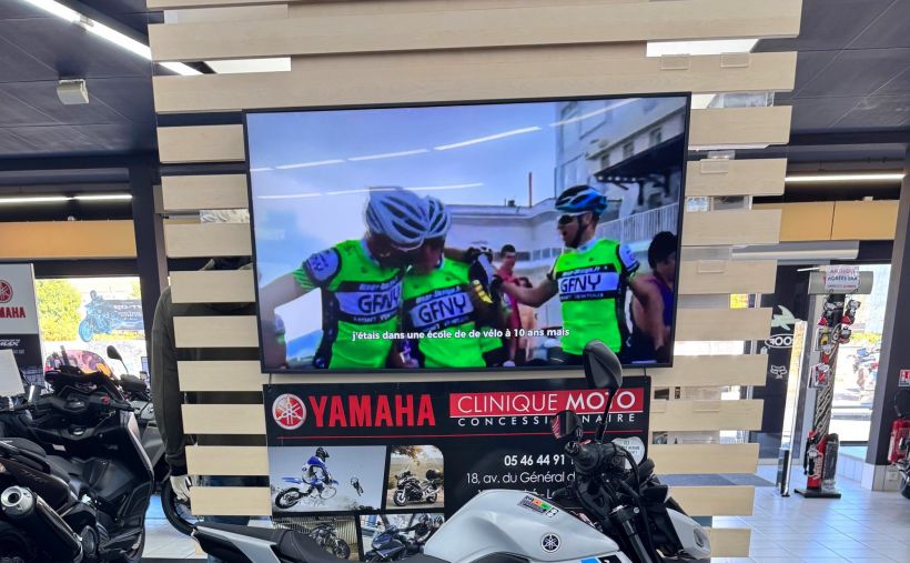 YAMAHA MT-125 0