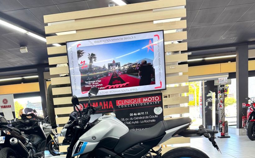 YAMAHA MT-125 2