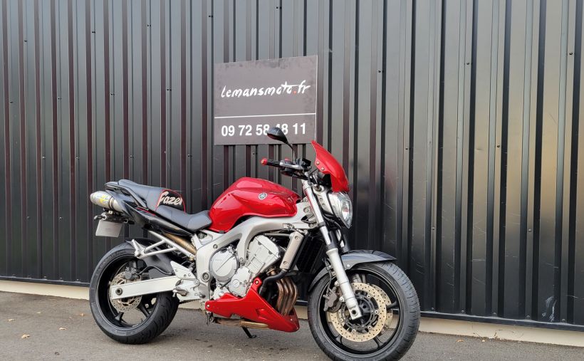 YAMAHA FZ6 (98CV) 10