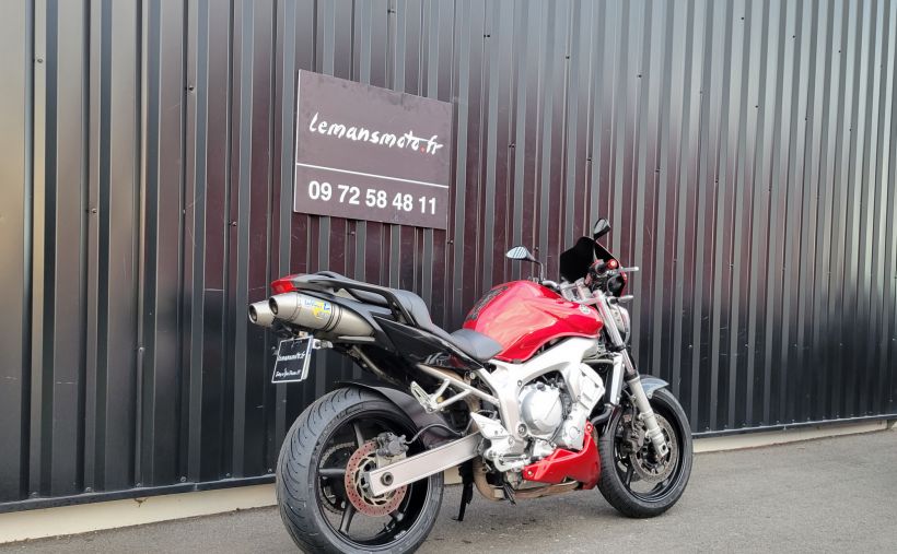 YAMAHA FZ6 (98CV) 25
