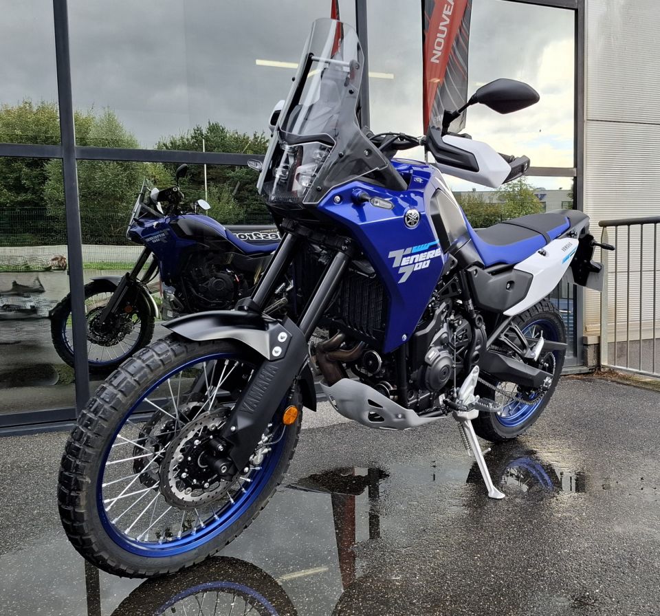 YAMAHA XTZ TENERE 700 1