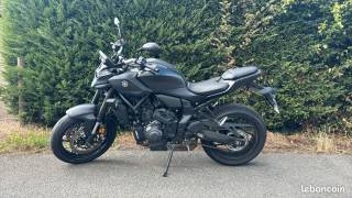 YAMAHA MT-07 Y-AMT - 2025